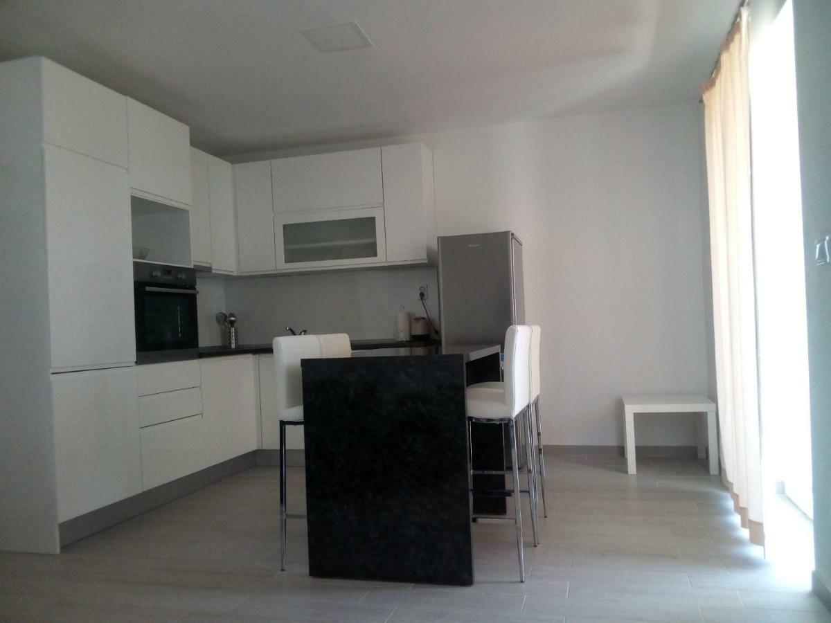 Apartmani Marija Jakir Brela Exterior photo